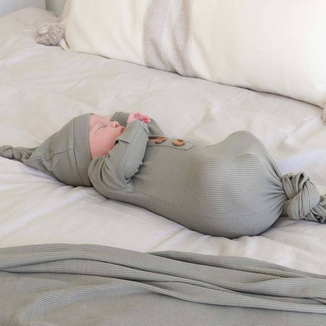 Eucalyptus Bamboo Waffle Newborn Baby Knot Gown & Hat Set