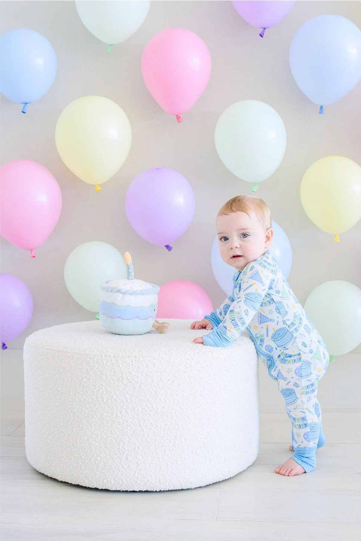 Cuddle Plush Friends | Sprinkles Birthday Cake