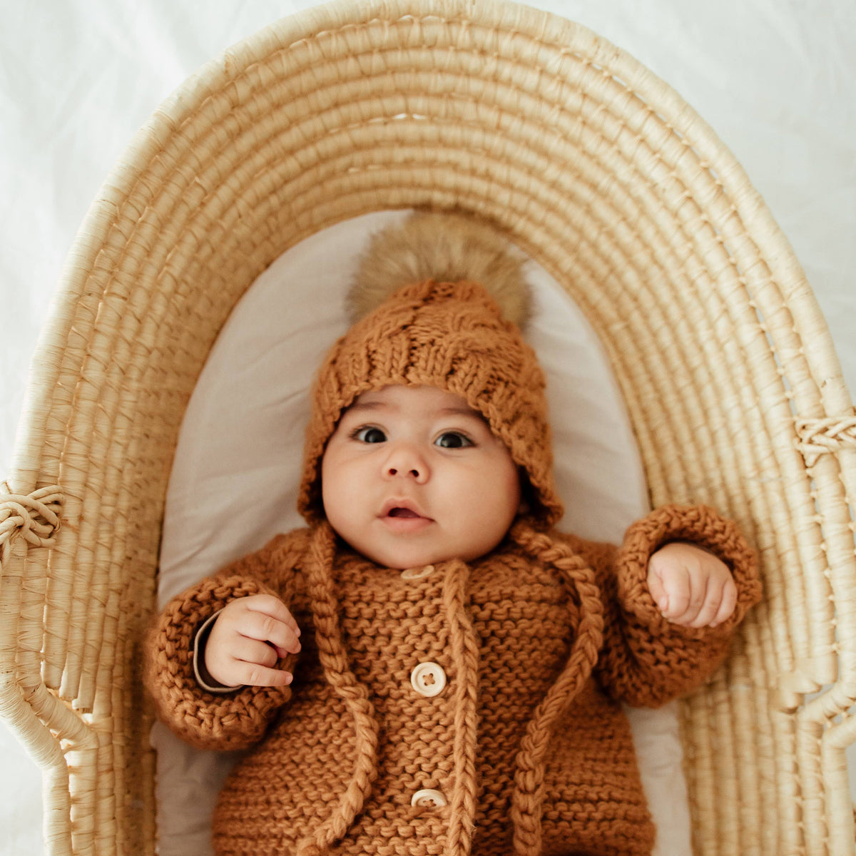 Aspen Pecan Cable Knit Bonnet