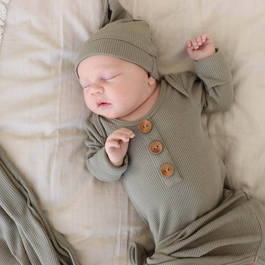 Eucalyptus Bamboo Waffle Newborn Baby Knot Gown & Hat Set