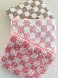 Phufy® Bliss Checkerboard Blanket, Strawberry/Carnation