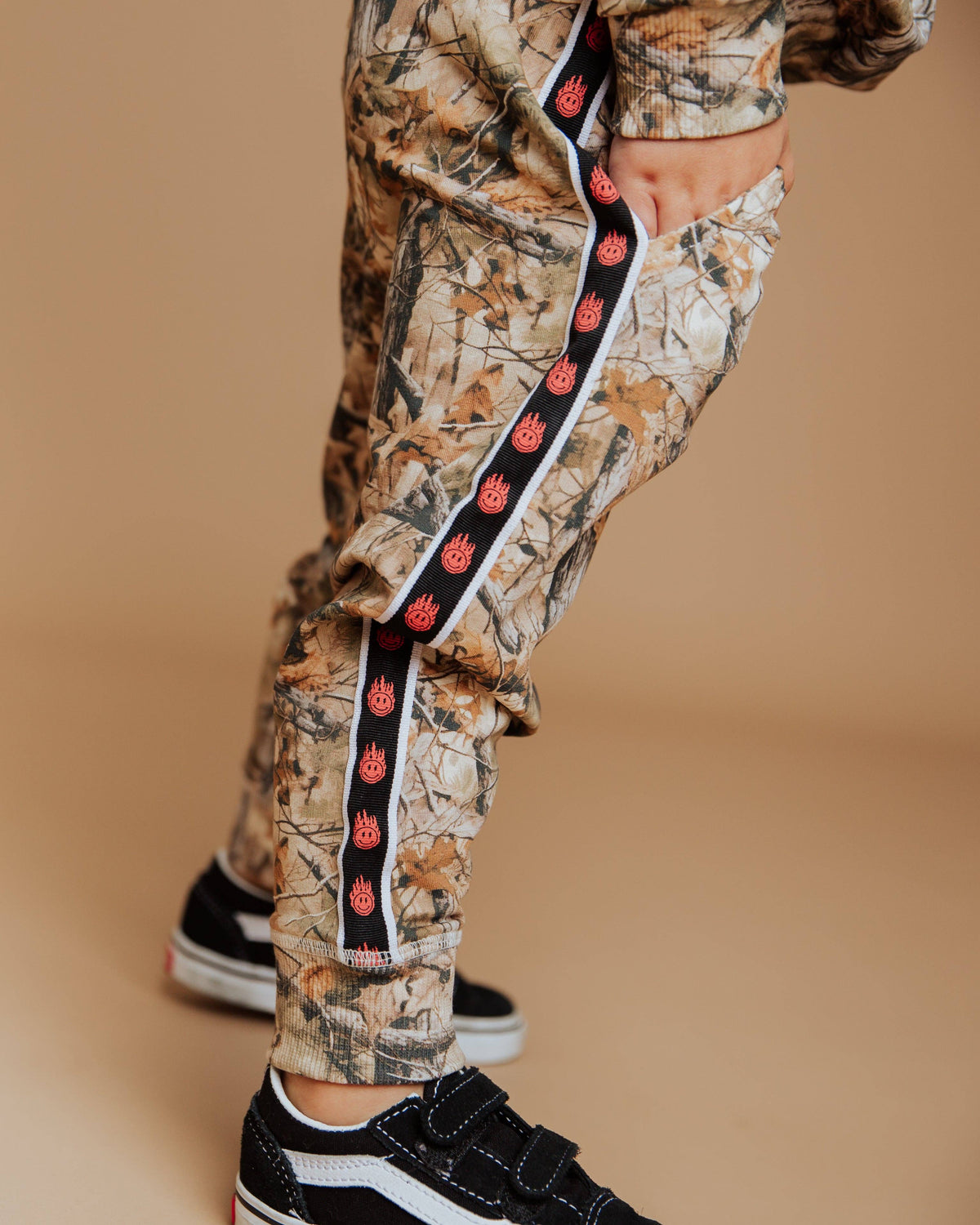 Relaxed Fit Joggers - Camo