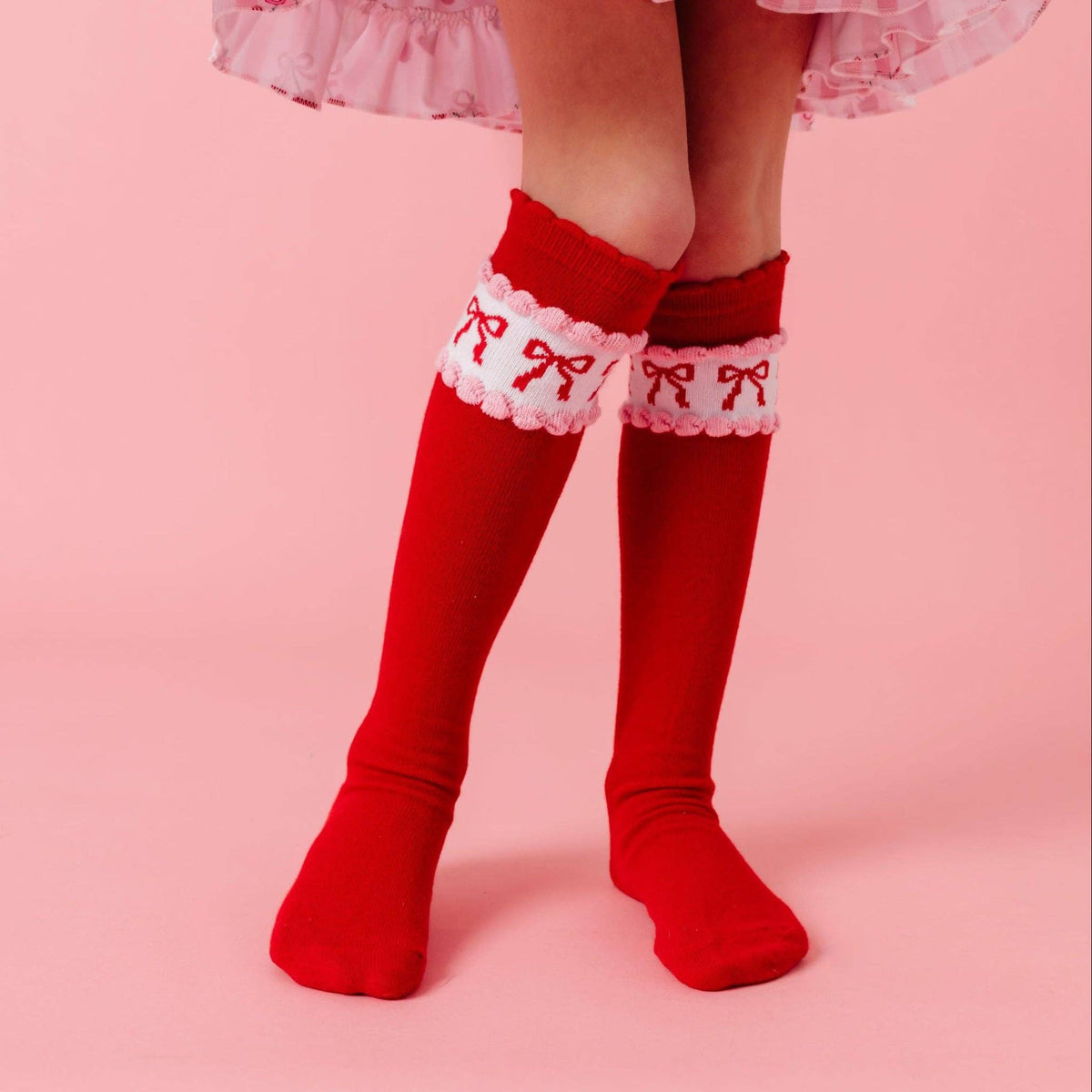 Valentine's Bow Scalloped Knee High Socks