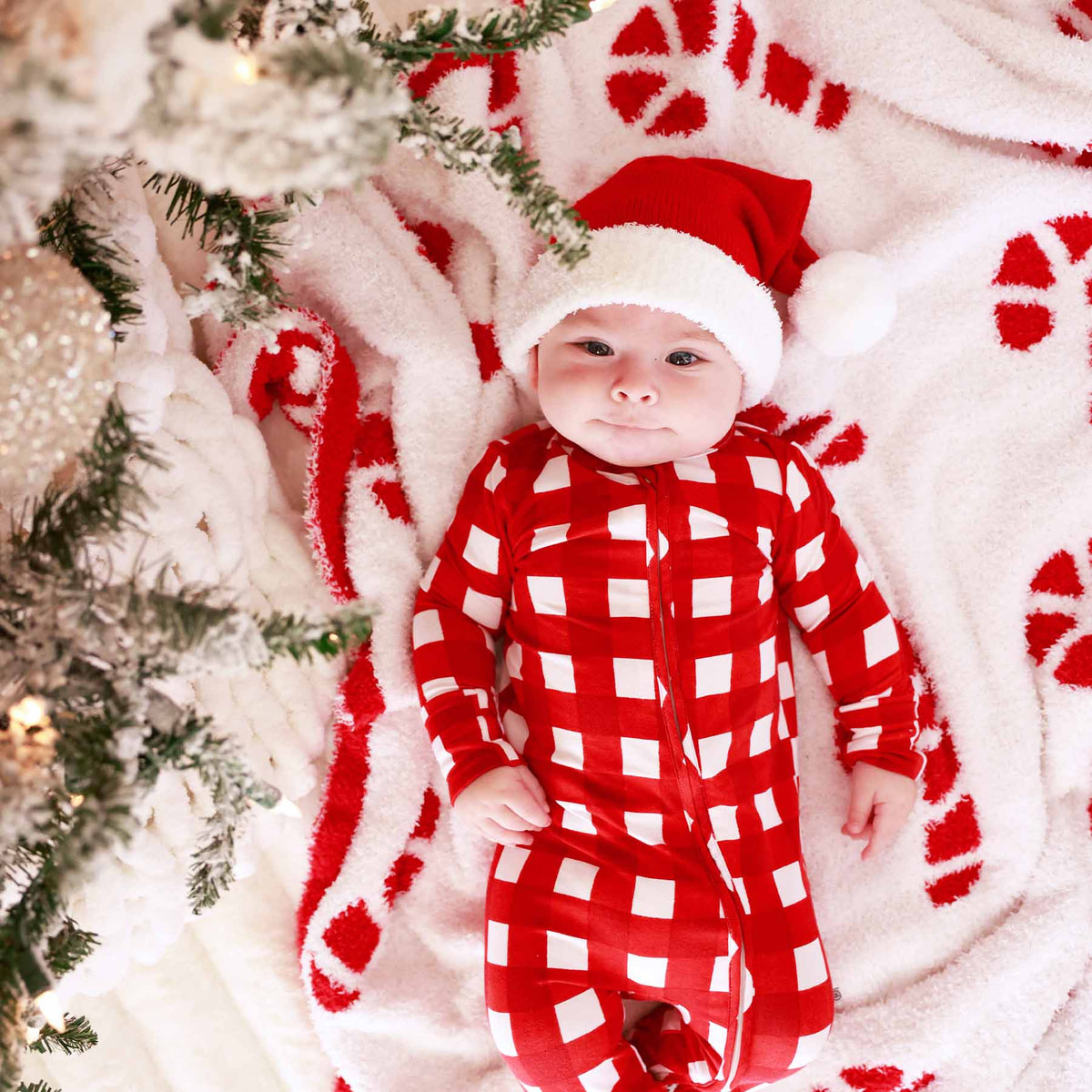 CuddleLane™ Luxe Blankets | Candy Cane