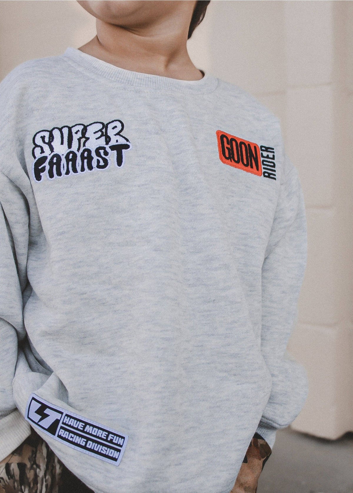 Too Fast Crewneck Heather Grey