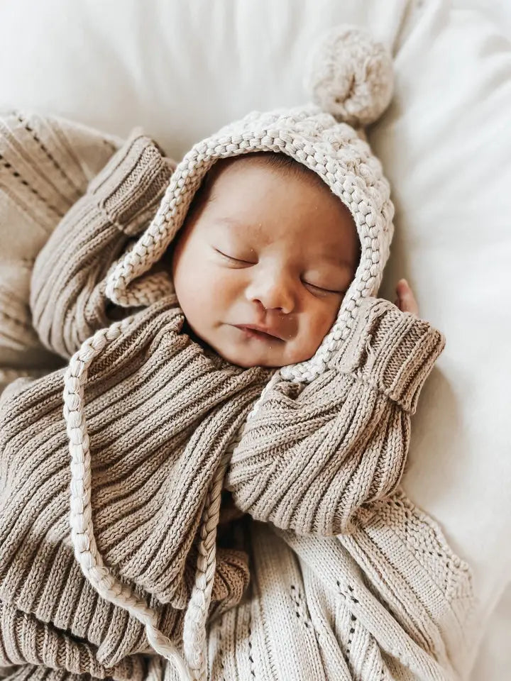 Chunky Knit Bonnet - Beige