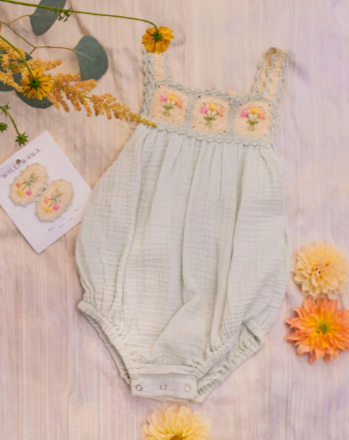 Crochet Clip Set in Blue Bouquet