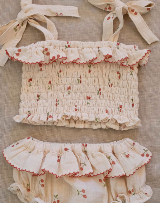 June Set in Cherry