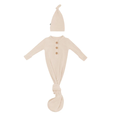 Ribbed Knotted Gown with Hat Set in Bisque 0-3M