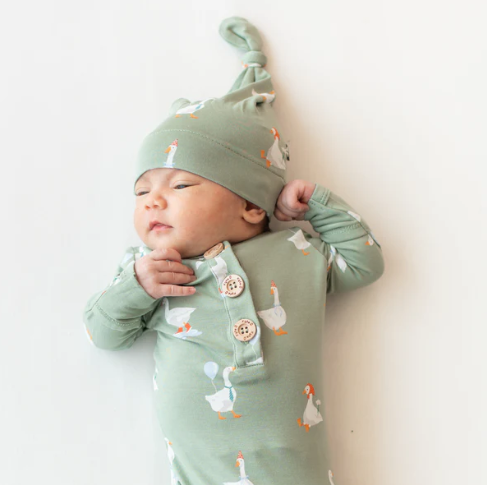 Knotted Gown with Hat Set in Silly Goose