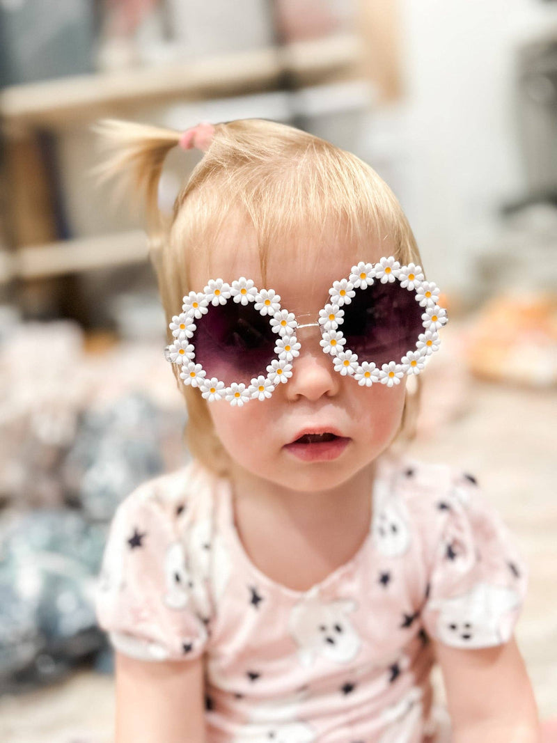 White Daisy Sunglasses