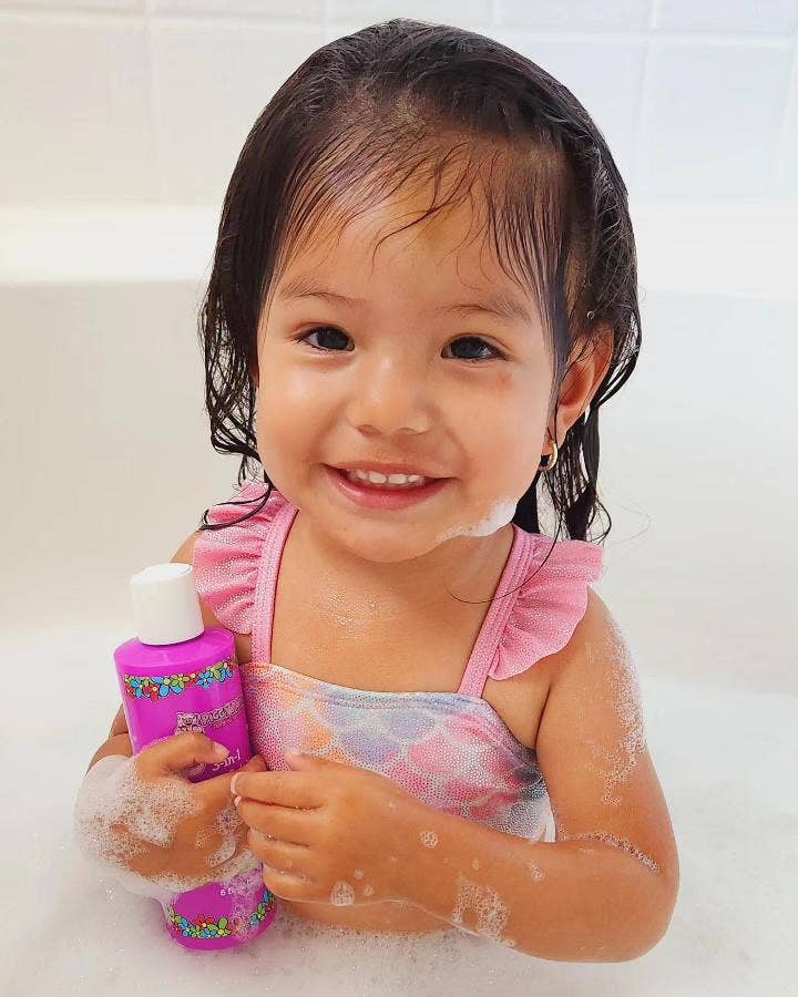 3-in-1 Shampoo + Body Wash + Bubble Bath Non-toxic Hair Care